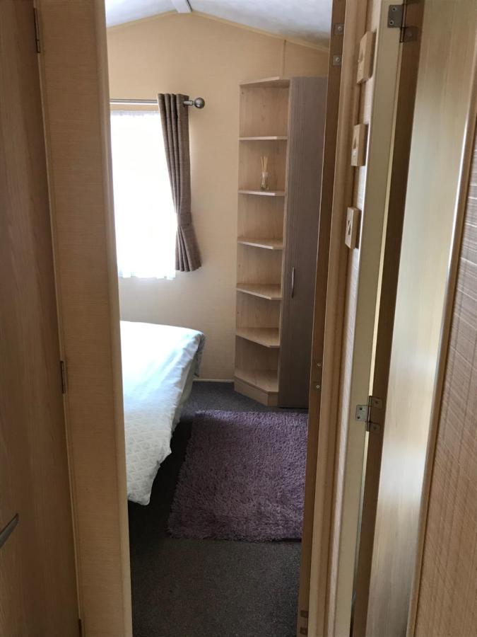 Pet Friendly Riverside Static Caravan Cheddar Eksteriør billede