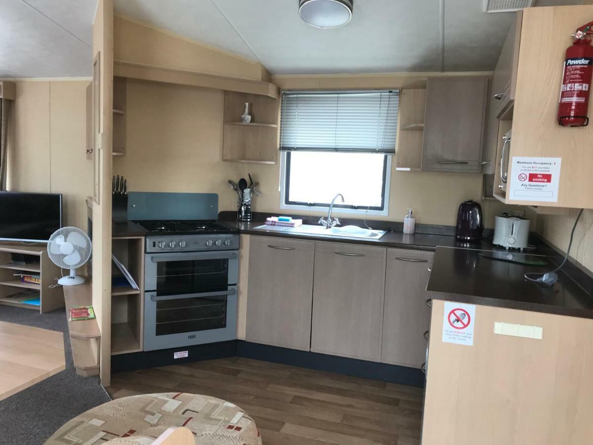 Pet Friendly Riverside Static Caravan Cheddar Eksteriør billede
